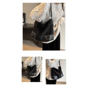 Sac fourre-tout hobo marron en faux daim pour femme avec sangle réglable, idéal pour le bureau, les voyages et le quotidien - Product Image 6