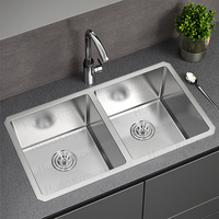 Évier de cuisine moderne en acier inoxydable fait à la main 81*48 cm Double bol brosse conception SUS304 Undermount en vente