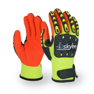 SKYEE popular nitrile rubber coated insulated anti impact cut resistant work mechanic gloves for gardening workers