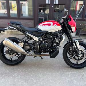 Motocicleta de <span class=keywords><strong>Segunda</strong></span> <span class=keywords><strong>Mano</strong></span> <span class=keywords><strong>VOGE</strong></span> 300AC con Motor de 292cc, Amortiguador Trasero Multibrazo y Sistema de Iluminación LED - Product Image 2