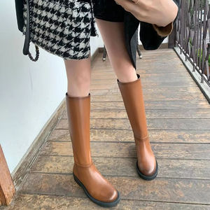 लक्जरी रेट्रो कोरियन शैली गोल पैर की अंगुली मध्य-बछड़े की महिला जूते और जूते - Product Image 2