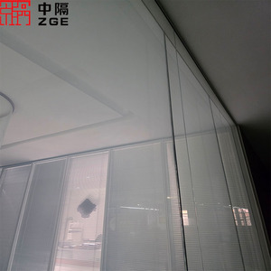 Hệ thống vách ngăn kính nhôm tùy chỉnh cho văn phòng kế hoạch mở và phòng họp - Product Image 1