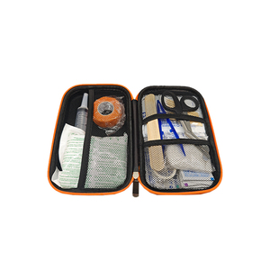 <span class=keywords><strong>Kit</strong></span> médical d'aventure compact léger pour animaux de compagnie <span class=keywords><strong>Kit</strong></span> de premiers soins pour instruments vétérinaires Pansements Bandages - Product Image 4