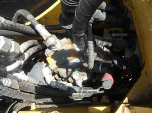 รถขุดขนาดเล็ก 7 ตัน มือสอง ของแท้จากญี่ปุ่น ยี่ห้อโคมัตสึ รุ่น PC70 PC35 PC55 PC56 7 ตัน ปั๊มไฮดรอลิกชิมาดซึ เครื่องยนต์โคมัตสึ - Product Image 5