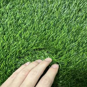 Haute qualité 20mm 50mm gazon artificiel gazon synthétique pelouse naturelle meilleure vente résistance aux UV <span class=keywords><strong>tapis</strong></span> vert pour la maison jardin utilisation - Product Image 3