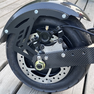 สกู๊ตเตอร์ไฟฟ้าพับได้ Black Knight Rider 7 60V 6000W 72V 4000W*2 8000W มอเตอร์คู่ ยาง 11 นิ้ว พร้อมโช้คอัพไฮดรอลิก - Product Image 4