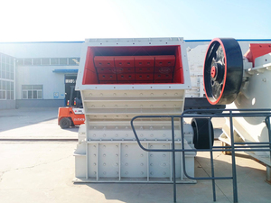 Trituradora de Impacto de 200 TPH, Certificada ISO para Trituración Secundaria a Gran Escala de Granito y Basalto en Línea de Producción de Agregados para Minería - Product Image 1