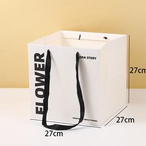 Bolsa de Mano Cuadrada de Nueva Serie para el Día de San Valentín, Pintada a Mano con Óleo sobre Cartón, Ramo de Flores, Bolsa de Regalo, Paquete al por Mayor - Product Image 5