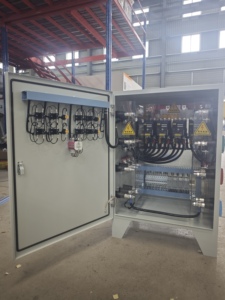 Boîte de distribution d'alimentation <span class=keywords><strong>Limex</strong></span> en acier laminé à froid IP30 à 6 prises 220V, étanche, pour usage extérieur sur chantier, courant 30A, avec verrouillage métallique - Product Image 2
