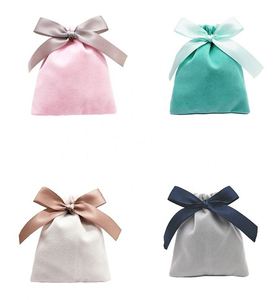 Sac à cordon en satin de soie luxueux avec logo personnalisé pour bijoux, perruques, vêtements, chaussures, emballage - Product Image 1