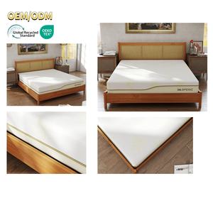 Fabricantes de venta directa de poliéster Jacquard impreso impermeable resistente al desgaste transpirable tejido de punto cama Mat Hospital - Product Image 4