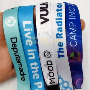 Promotionele Verstelbare Plastic Sloten Clip Polyester Party Rpet Armband Gedrukt Custom Festival Geweven Event Stof Polsbandje