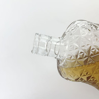 Bouteille d'alcool en verre en forme de guitare gravée de nombreux bords 700ml