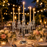 Support de bougie en cristal avec pendentifs en cristal en forme de goutte d'eau, porte-bougie en cristal transparent, décoration de centre de table de mariage