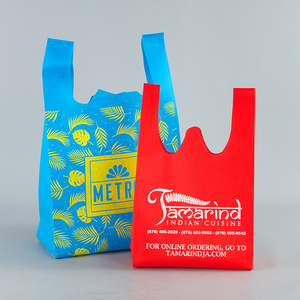 Prix promotionnel – Sacs fourre-tout personnalisés réutilisables et écologiques en non-tissé avec poignées, motif lettres, design T-shirt découpé pour le shopping - Product Image 4
