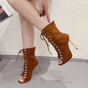 Botines de tacón alto fino metálicos con punta abierta y diseño hueco, sandalias de moda con cordones cruzados para mujer, novedad 2024 - Product Image 5