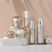 30ml 50ml 100ml 15g 30g 50g Ensemble cosmétique acrylique vide Matériau de l'emballage Essence Lotion Crème Yeux Crème Vaporisateur Bouteille à pompe