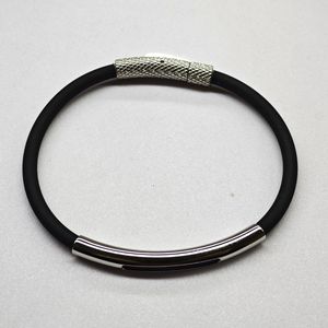 Pulsera <span class=keywords><strong>de</strong></span> silicona <span class=keywords><strong>de</strong></span> iones negativos saludables <span class=keywords><strong>de</strong></span> gama alta Diseño simple <span class=keywords><strong>de</strong></span> Joker Venta directa <span class=keywords><strong>de</strong></span> fábrica Cadena <span class=keywords><strong>de</strong></span> moda <span class=keywords><strong>de</strong></span> Venta caliente para hombres y mujeres - Product Image 2