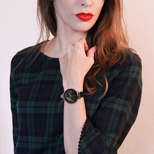 Reloj de Cuarzo para Mujer con Esfera Ovalada y Brazalete - Product Image 6