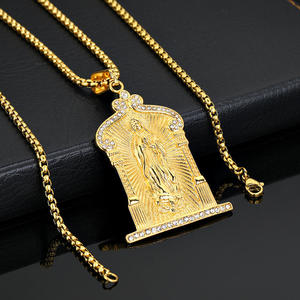 Joyería de Acero Inoxidable con Baño de Oro de 18K y Circonita Cúbica, Diseño Original de la Virgen María, Religiosa, Moderna, Resistente al Deslustre y al Agua - Product Image 5