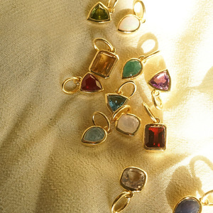 สร้อยคอทรงสามเหลี่ยมสำหรับผู้หญิงจี้ทรงเรขาคณิตทำจากสแตนเลสชุบทอง18K สไตล์อเมริกันยุโรป12วัน - Product Image 6