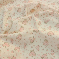 Tissu en mousseline 100% coton biologique imprimé floral respirant double gaze pour chemises, robes, oreillers et vêtements pour bébés et enfants