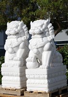 Sculpture de lion en marbre de taille réelle pour jardin, sculpture extérieure en pierre