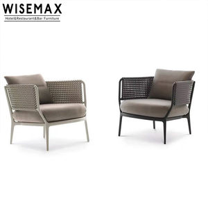 WISEMAX FURNITURE Usine de Foshan Chaise longue de <span class=keywords><strong>jardin</strong></span> d'extérieur Coussins de patio de <span class=keywords><strong>jardin</strong></span> Canapé simple de luxe <span class=keywords><strong>avec</strong></span> <span class=keywords><strong>accoudoirs</strong></span> à vendre - Product Image 1