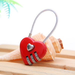 Cadenas à combinaison mécanique en forme de cœur pour couple, cadenas en métal pour bagages de gymnastique - Product Image 1