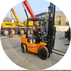 Chariot élévateur diesel japonais original de 3 tonnes 8FDN30 & 7FDN30 avec moteur d'origine chariots élévateurs d'occasion - Product Image 1