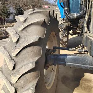 Tracteur agricole New Holland 1354 4x4 d'occasion, tracteur de jardin multifonctionnel, moteur <span class=keywords><strong>4</strong></span> cylindres, boîte de vitesses de tracteur à roues - Product Image 5