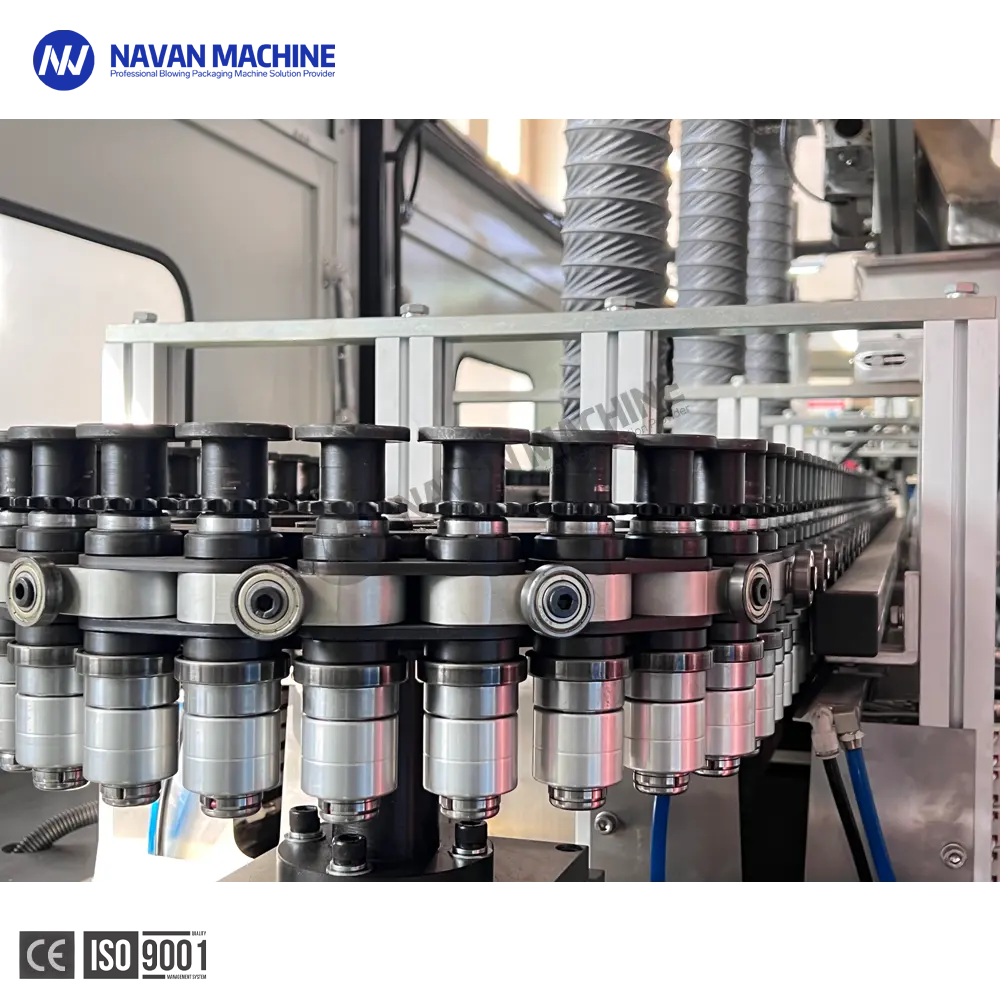 Manufacturer Customized PET Beverage Bottle 8-cavity High-Speed Blow Molding Machine