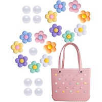 Vente en gros de breloques pour sac de plage personnalisées Accessoires de décoration pour sac de luxe breloques pour sac de plage