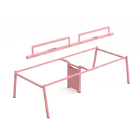 Structure de bureau en forme de U rose, pour 4 personnes, avec cloison et gestion des câbles