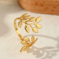 Bague ouverte en acier inoxydable plaqué or 18 carats, motif feuille ajourée, fleur, bijou polyvalent haut de gamme et de niche