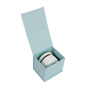 Luxury Custom Logo <b>Printing</b> Recyclable Rigid Cardboard Folding Paper Box with Magnetic Lid and Embossing - Product Image 1