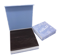 Boîte en papier magnétique de style livre, boîte rigide avec logo personnalisé et estampage à chaud pour les noix et les chocolats, bonbons