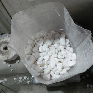 Cobble et galets ronds blancs naturels de conception moderne pour la décoration de paysage et de jardin du Vietnam - Product Image 3