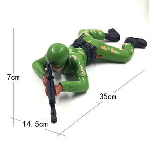 Juguete de Soldado de Camuflaje Escalador de 37cm con Luz Eléctrica y Música para Niños, Juego al Aire Libre - Product Image 3