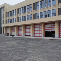 Portes sectionnelles commerciales à levage vertical isolées, portail et quai de chargement, porte sectionnelle industrielle