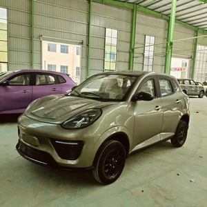 Envío rápido Venta caliente 3500W EV 4 Seat 5 puertas <span class=keywords><strong>Coche</strong></span> de alta velocidad con 401-500km de alcance y batería de 110kWh - Product Image 3