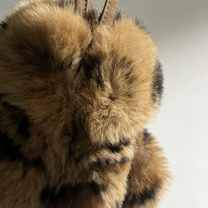 Breloque de sac en fourrure de lapin pure, écologique, douce, véritable, motif léopard de dessin animé, forme nuage, peluche moelleuse, cadeau de luxe et de mode - Product Image 3