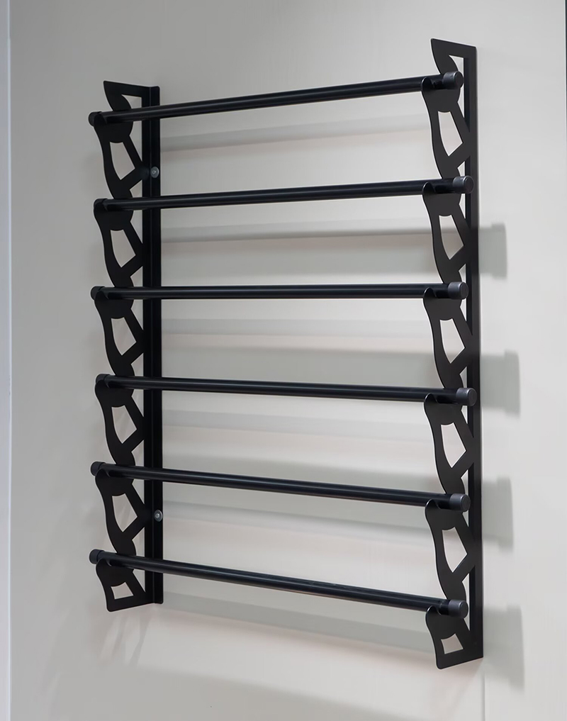 6 horizontal bars