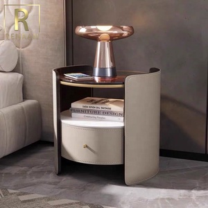 การออกแบบอิตาลีหรูหราทันสมัยหนังโต๊ะข้างเตียงไม้เฟอร์นิเจอร์ห้องนอนโต๊ะข้างเตียงด้านบนกระจกพร้อมโต๊ะเตียงเก็บของ - Product Image 2