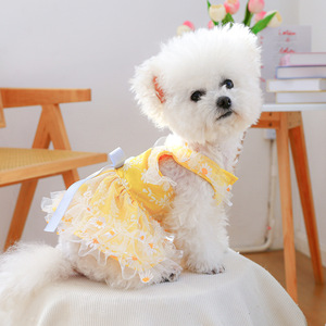 Vestido de Verano para Perros Pequeños y Medianos, Diseño de Margaritas, Transpirable, Suave, para Uso Diario al Aire Libre - Product Image 3