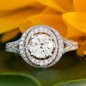 Anello di fidanzamento da donna F1666 in oro bianco con diamante naturale taglio brillante rotondo colore D e montatura a halo - Product Image 4