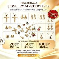 Lot de bagues vintage en forme de cluster, boîte mystère de bijoux avec pièces assorties en zircon cubique plaqué or 18 carats pour mariage