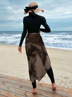 Traje de Baño de Una Pieza Negro de Manga Larga con Degradado y Pareo Envolvente con Cordón para el Medio Oriente