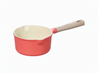 Ensemble de casseroles en aluminium moulé sous pression avec revêtement céramique rose Boreine et poignées douces au toucher