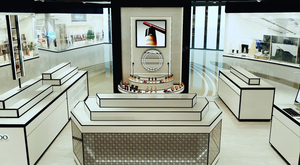 Kiosco de Exhibición de Perfumes y Cosméticos Personalizado para Tiendas B2B, Diseño Llave en Mano y Producción de Fábrica - Product Image 3